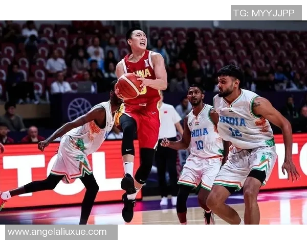 中国与韩国男篮对决激战正酣谁能在亚洲赛场上笑到最后