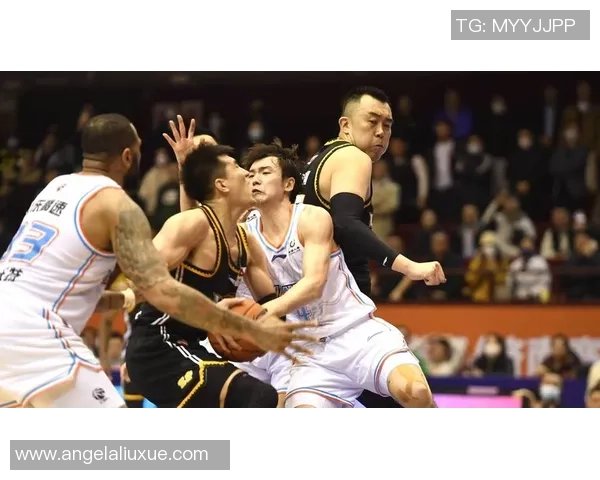 CBA精彩直播回放辽宁队对阵山东队全场精彩瞬间回顾