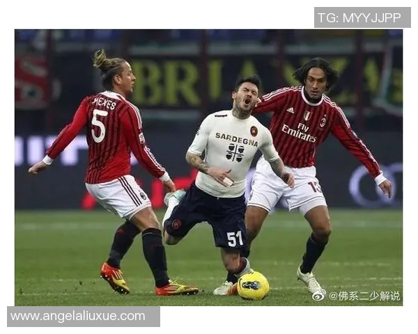 乌德勒斯主场迎战维迪斯全力争胜展现球队实力与战术配合 乌德勒斯主场迎战维迪斯全力争胜展现球队实力与战术配合