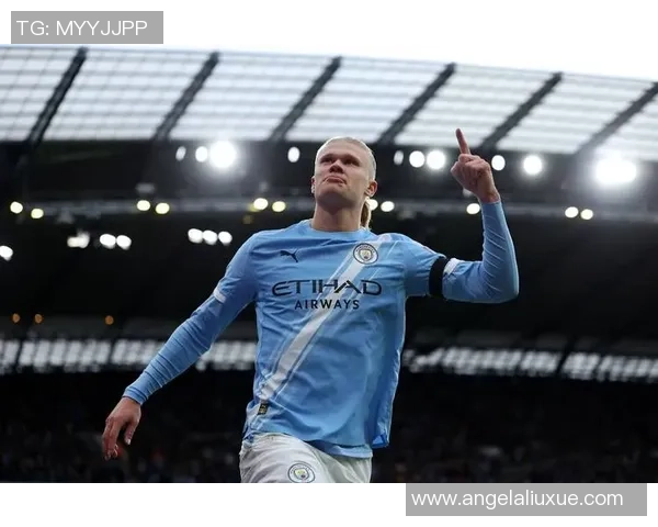 哈兰德狂揽五球曼城7-0大胜莱比锡创下欧冠历史新纪录